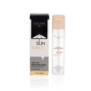 Lightly Tinted Mineral Day Cream SPF 30